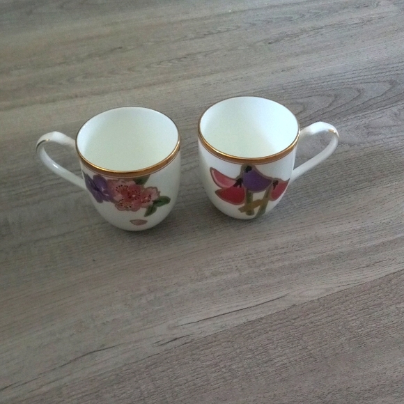 SET OF RARE NORITAKE SUMMER/WINTER BONE CHINA CUPS - Picture 3 of 4